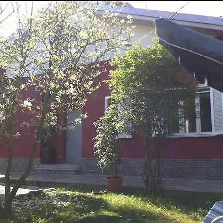 Apartment In Sulle Colline Di